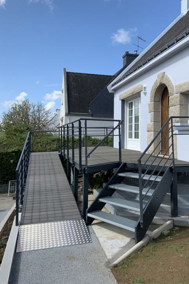 Installation d’une rampe d’accès PMR pour maison à Nîmes